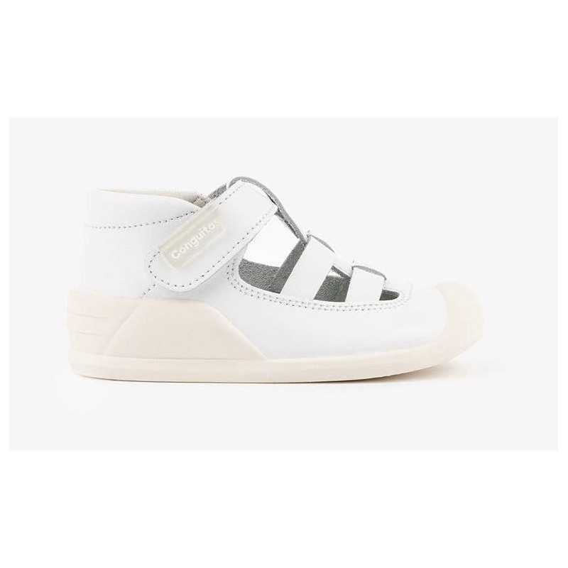 Baby'S White First Steps Sandals